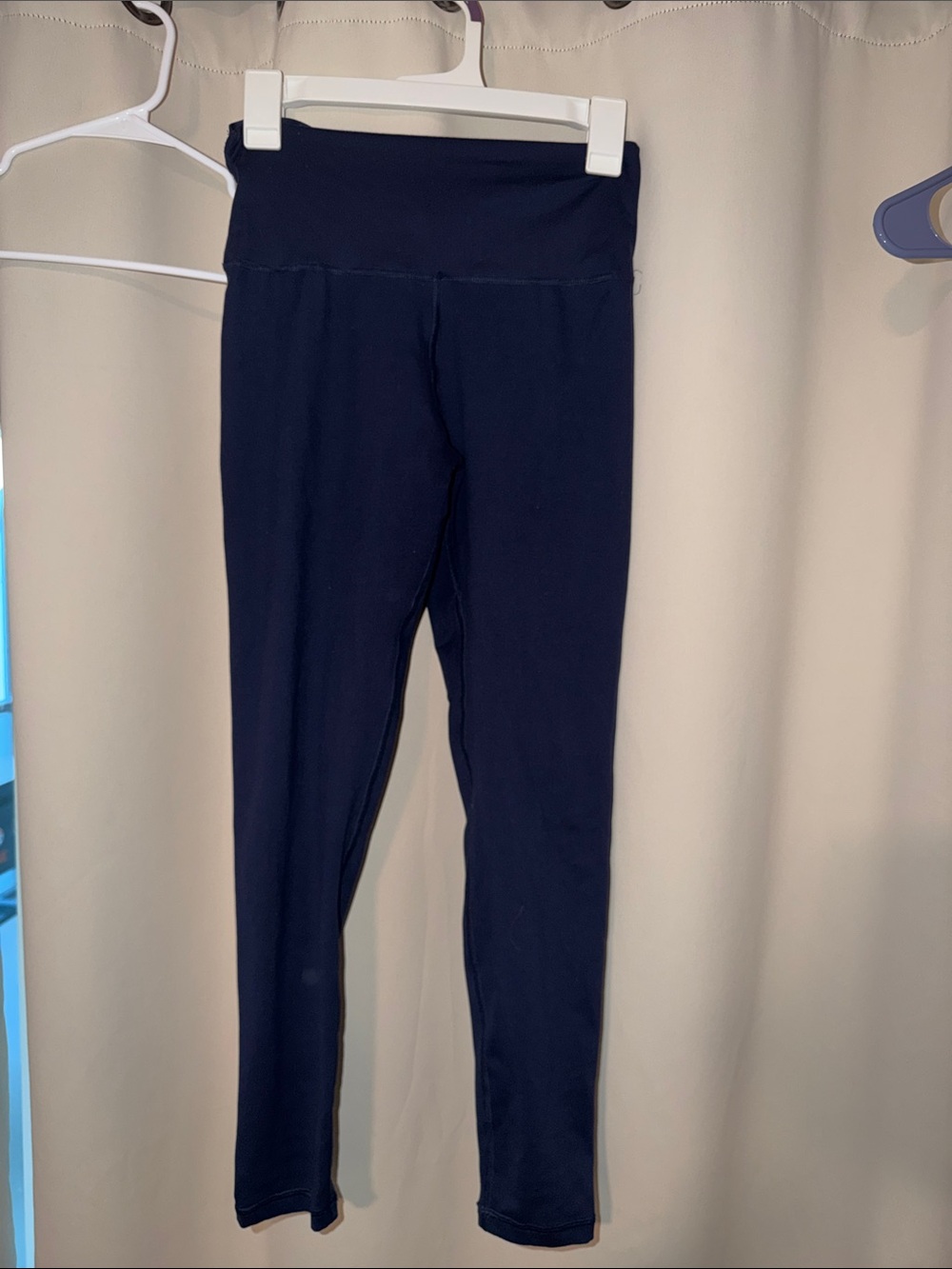 Women's Aerie High-Waist Navy leggings (strappy back see 2nd pic)